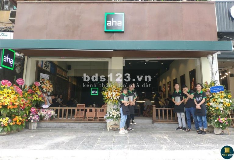 Bán nhà Mặt Phố V.I.P HOÀNG CẦU, Đống Đa, DT 240m2, MT 8.2m, Vỉa hè rộng, Chỉ 280Tr/m2