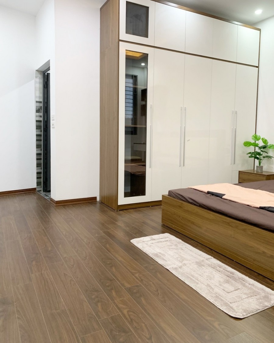 Chỉ 3.4 tỷ. Nhà đẹp Cầu Giấy- 4 Tầng x 36m, Ô tô tránh. Ở luôn