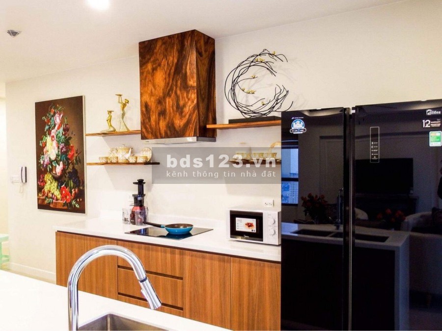 Chủ nhà gửi bán Căn hộ góc 01 có diện tích 154m2 tại Dự án Kosmo Tây Hồ, giá 6.5 tỷ/căn Full đồ