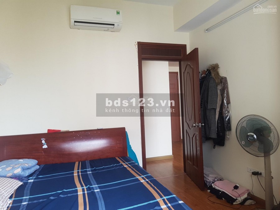 Cô Hai cần bán căn hộ 2 ngủ CT3D Nam Cường, Cổ Nhuế 1, ban công Hướng NAM, k qua trung gian