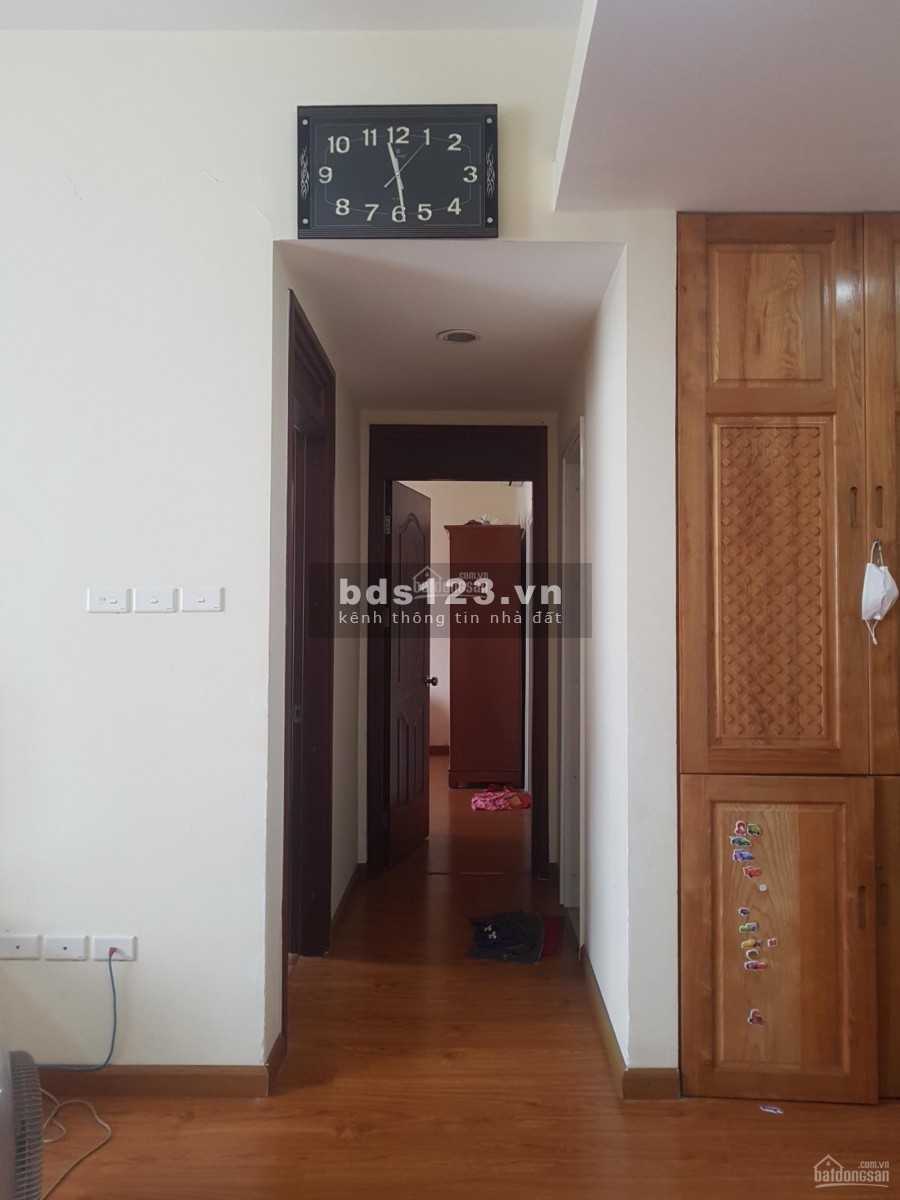 Cô Hai cần bán căn hộ 2 ngủ CT3D Nam Cường, Cổ Nhuế 1, ban công Hướng NAM, k qua trung gian