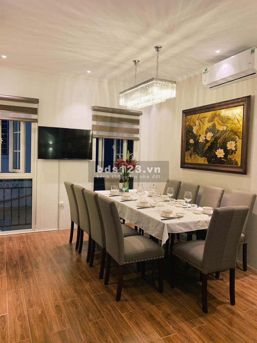 Bán nhà đường Láng, 35m2 giá chỉ nhỉnh 4 tỷ.