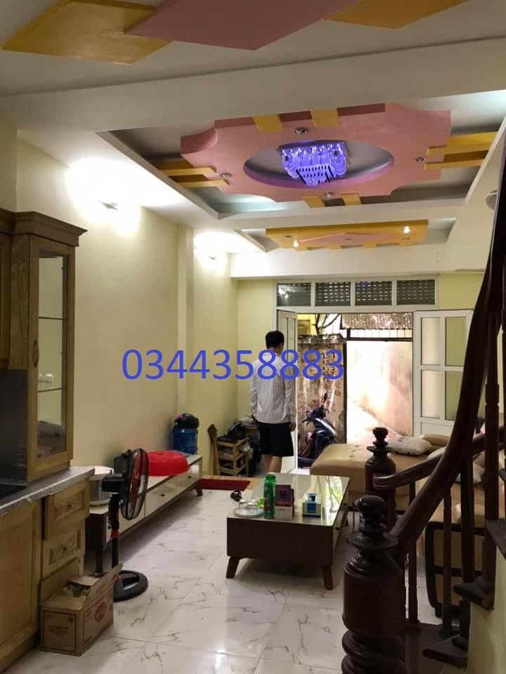 Nhà đẹp trung tâm Đống Đa đầy đủ tiện nghi, có diện tích, 36m2, 4 tầng