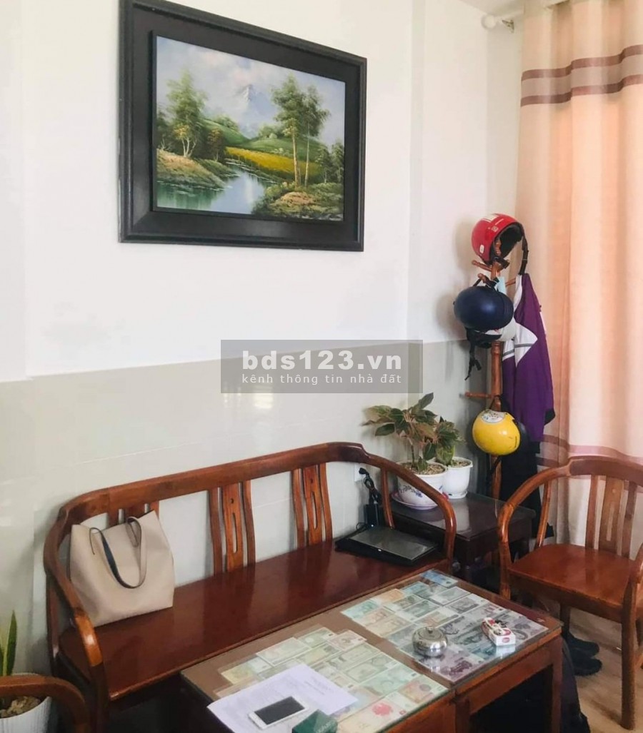 Hẻm xe hơi, dt 91(6.8m x 13.2m), giá 4.3 tỷ giảm sốc 3.9 tỷ