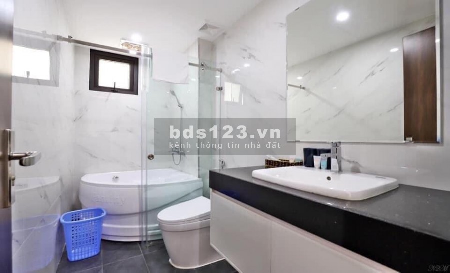 Hạ giá tụt huyết áp nhà phố Trạm lô góc dt 44m2 x 5 tầng, giá nhỉnh 4 tỷ