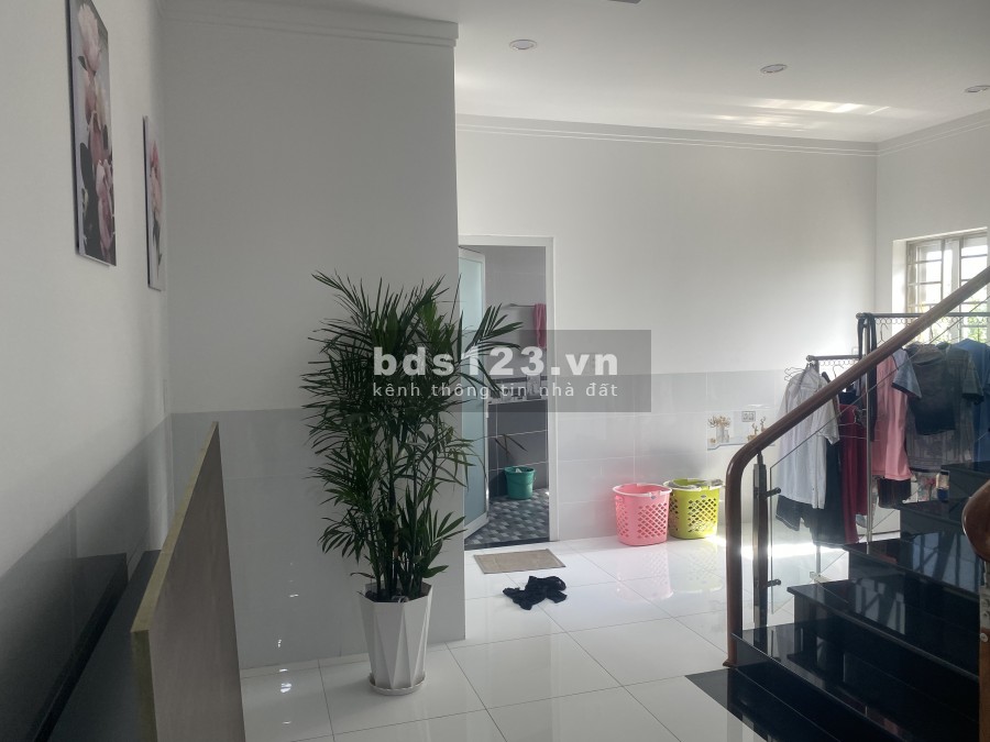 Bán biệt thự phường Tân Phong Biên Hoà 12 x20 góc 2mặt tiền giá 5,9tỷ