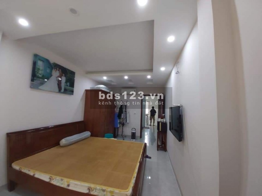 Nhà Quang Trung, kinh doanh khủng, khu vực phát triển, diện tích 35m2, giá 4.3 tỷ