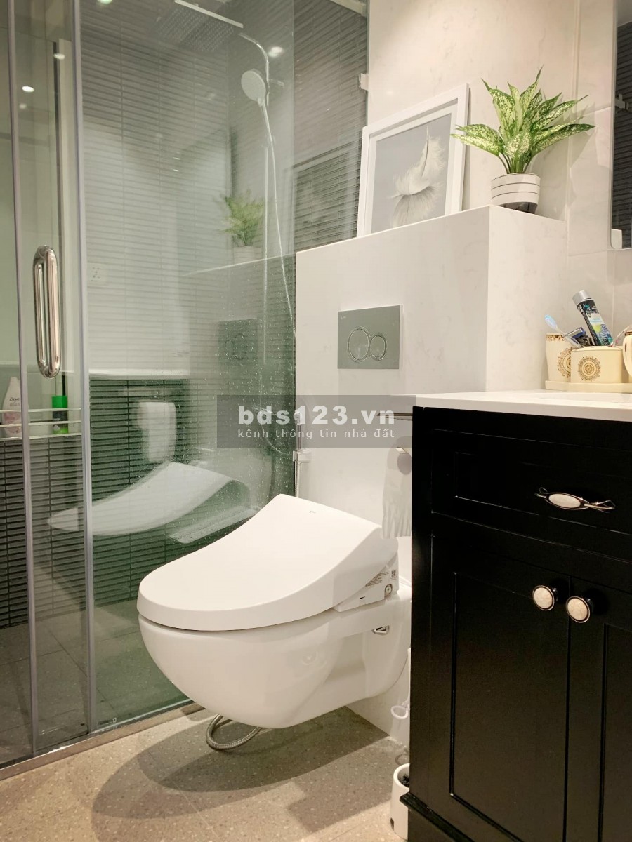 Bán nhà đường Láng, 35m2 giá chỉ nhỉnh 4 tỷ.