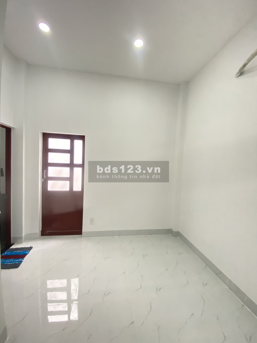 Nhà MỚI 2 tầng, 3.1x8 hoàn công, hẻm 3 gác Lò Gốm Quận 6, giá 3ti4 thương lượng