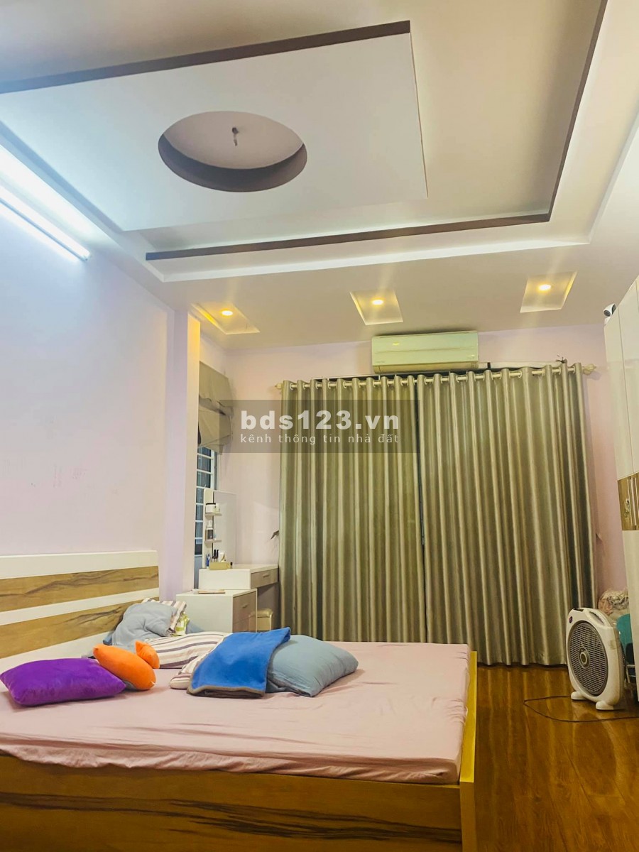 Hoàng Mai, 50m đến ôtô, nhà đẹp, diện tích 36m2, giá bán 3.35…