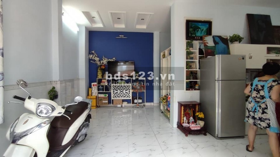 Bán nhà HXH thẳng trục Nguyễn Văn Khối P.11 Gò Vấp, 3 lầu, 56m2(7x8), giá hơn 5 tỷ.