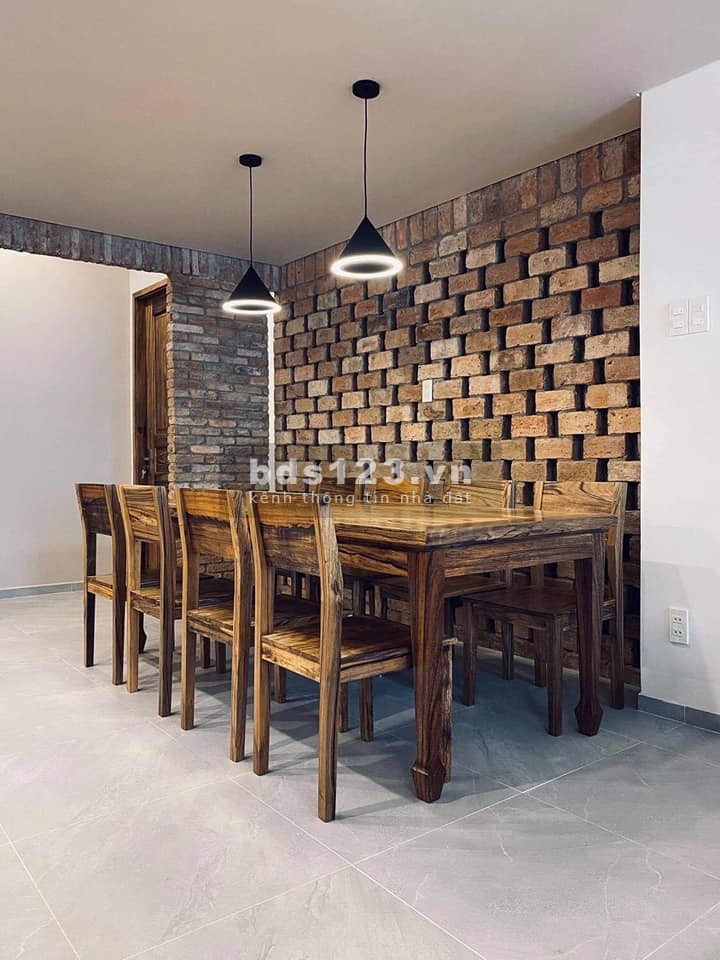 Quang Trung phường 10 diện tích 70m2 giá chỉ 5.5 tỷ bán đất tặng nhà.