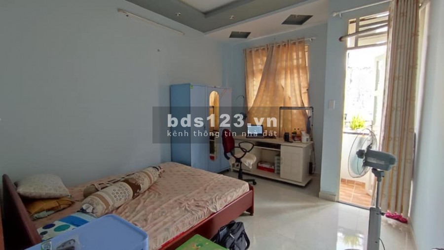 Bán nhà HXH thẳng trục Nguyễn Văn Khối P.11 Gò Vấp, 3 lầu, 56m2(7x8), giá hơn 5 tỷ.
