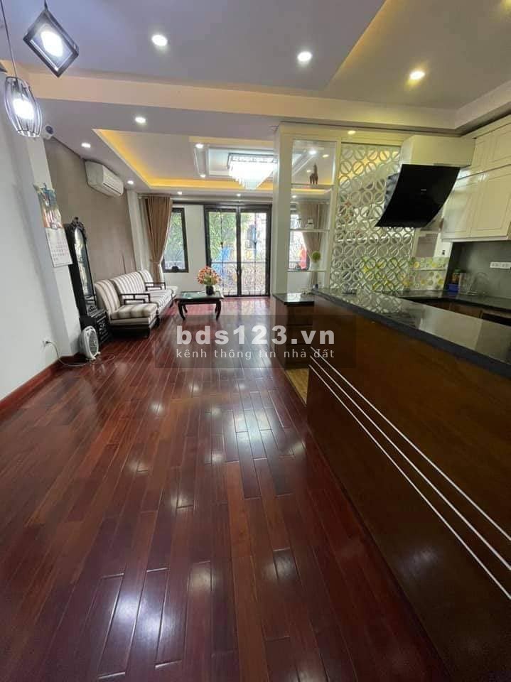 Bán gấp mặt phố Kim Mã Ba Đình, dt 75m2, 6 tầng, mt 4.5m, kinh doanh 2 mặt trước sau