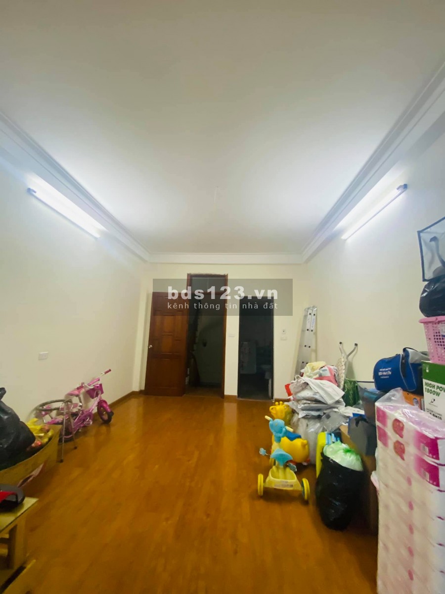 Hoàng Mai, 50m đến ôtô, nhà đẹp, diện tích 36m2, giá bán 3.35…
