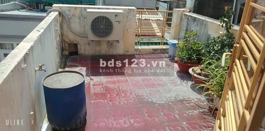 3 Tầng BTCT chắc chắn Âu Cơ Quận Tân Phú giá chỉ 2 tỷ 7 bớt lộc