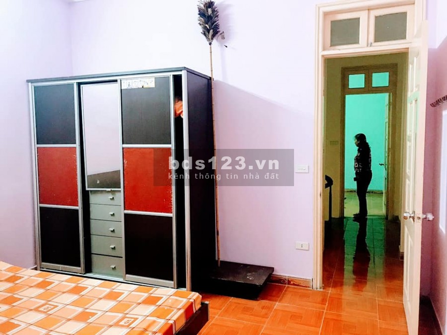 Cần bán nhà Ngõ 250 Kim Giang, Hoàng Mai, Nhà gần phố ô tô tránh 42m2x4 Tầng 3.75 tỷ.