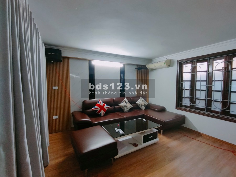 3 mặt thoáng, gần ngay ô tô, 66m2x5 tầng, thông khắp ngả