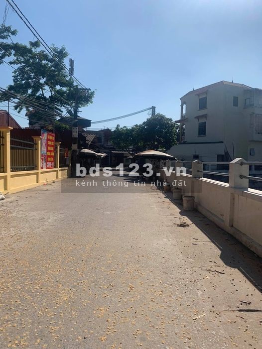 Đất Đổng Xuyên, Đặng Xá đường thông oto vào giá có 26tr/m2. LH 0983253436
