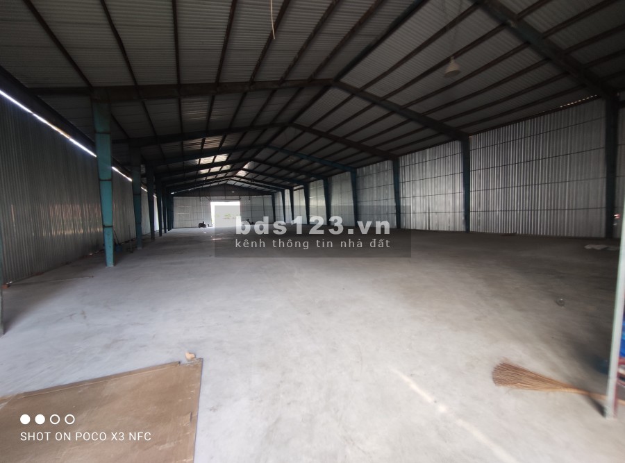 Cho thuê kho xưởng 1.400m2 Xa Lộ Hà Nội, phường Phước Long A, Quận 9-TPHCM