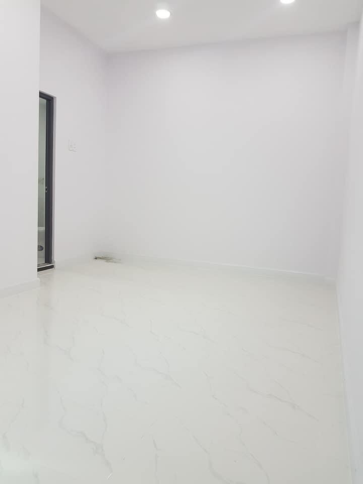 Hẻm xe hơi đường Bùi Thế Mỹ, không lộ giới, nhà hiện đại, chỉ 4.95 tỷ, không lộ giới, không quy hoạch