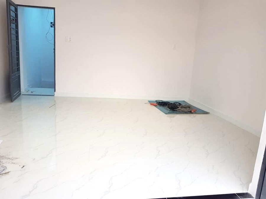 Hẻm xe hơi đường Bùi Thế Mỹ, không lộ giới, nhà hiện đại, chỉ 4.95 tỷ, không lộ giới, không quy hoạch