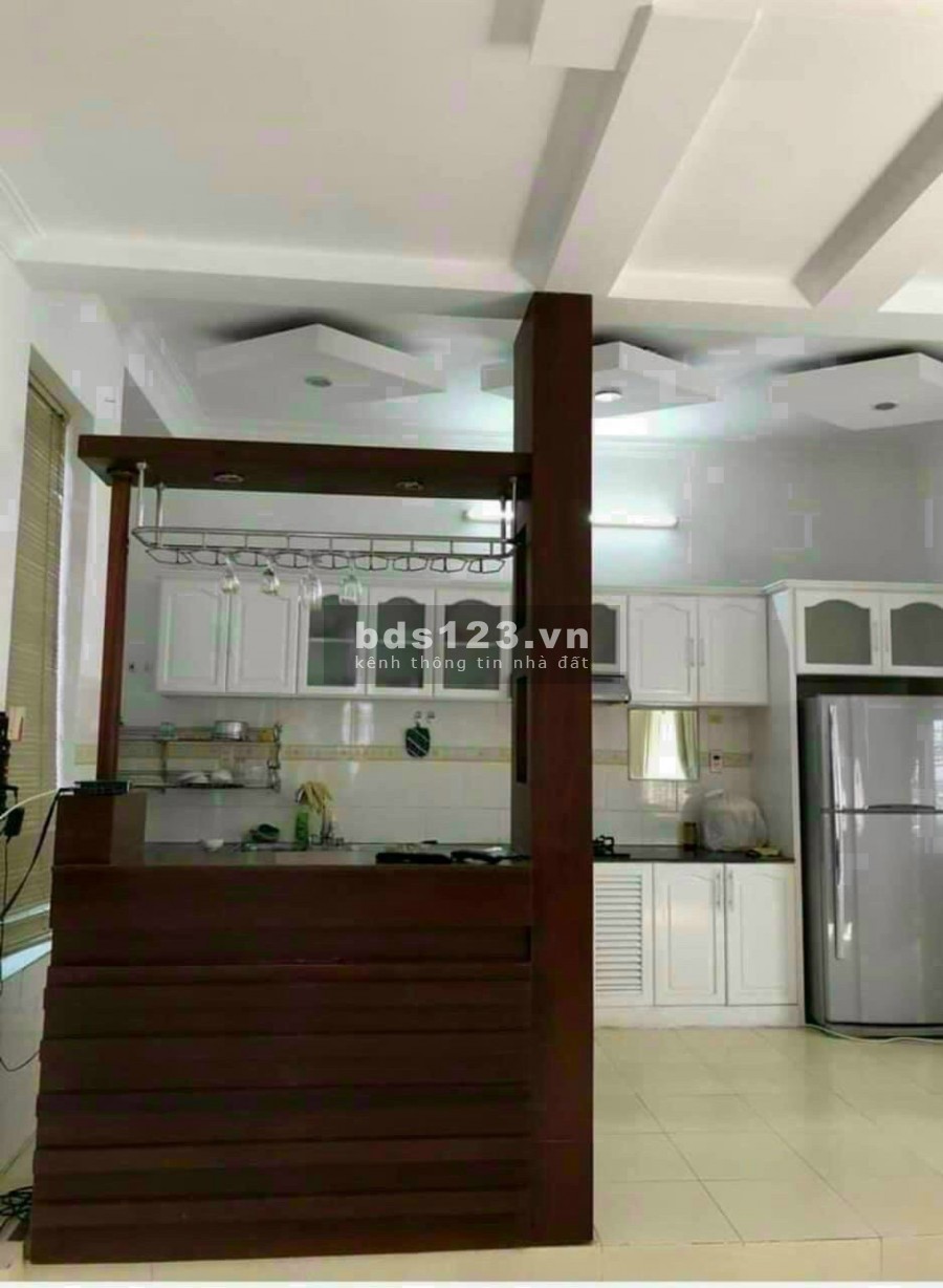 Bán biệt thự ngay biển đường Phan Chu Trinh Cách biển bãi sau 300m