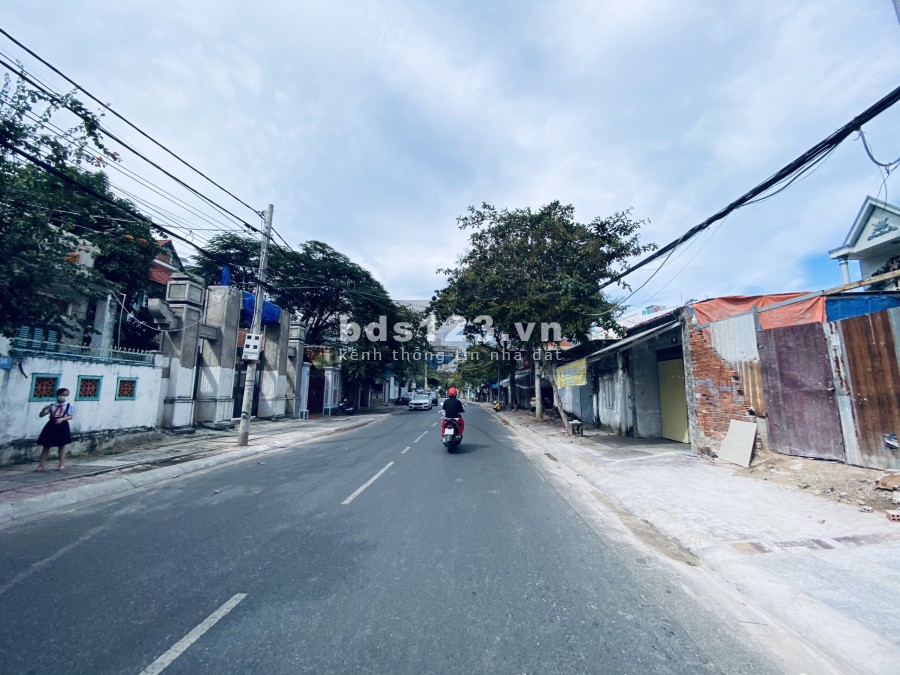 Bán biệt thự ngay biển đường Phan Chu Trinh Cách biển bãi sau 300m