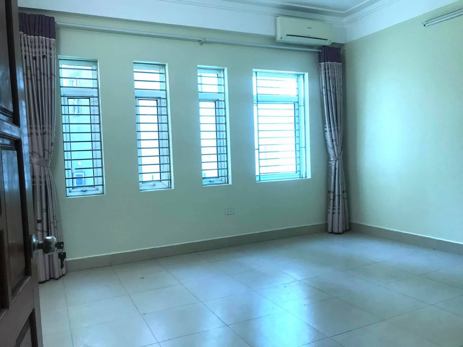 Bán nhà Phú Đô, 52m, 5 tầng, mặt tiền 5m, ngõ thông kinh doanh ô tô vào nhà, giá 6.1 tỷ