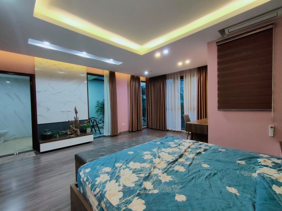 Hàng hiểm chỉ 98 triệu/m2, sở hữu ngay đất mặt phố Ngô Gia Tự, sổ đẹp