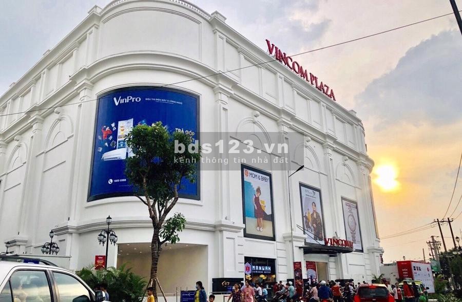 Tôi muốn bán 2 sào đất 2500m2,leièn kề kcn lớn Becamx, shr 410 triệu