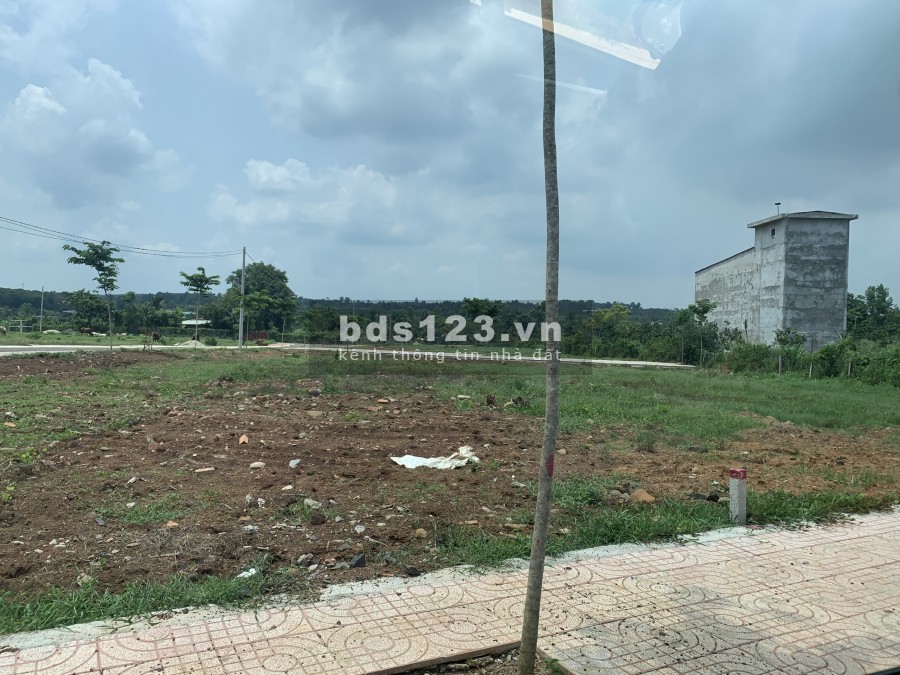Bán lô đất chính chủ 110m2, thổ cư 60m2, giá bao rẻ, lh 0906861505