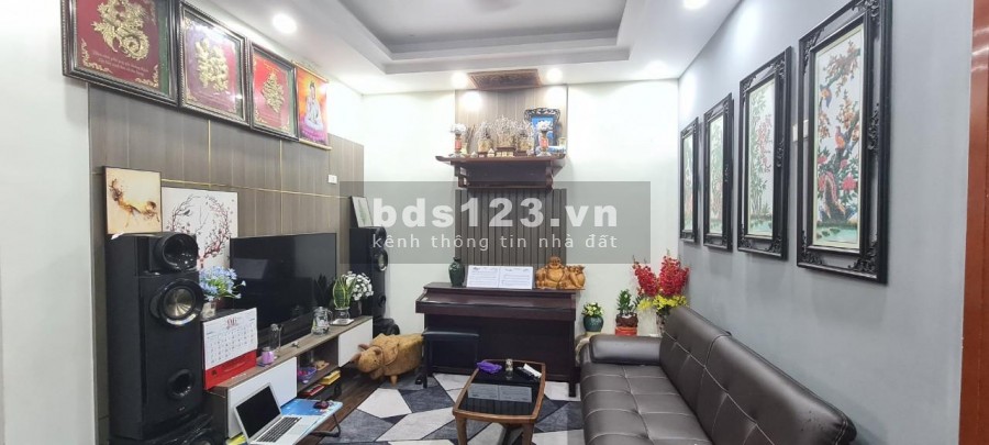 Bán căn hộ tầng trung CT12B Kim Văn Kim Lũ dt 54,3m2, SĐCC, giá 1.23 tỷ