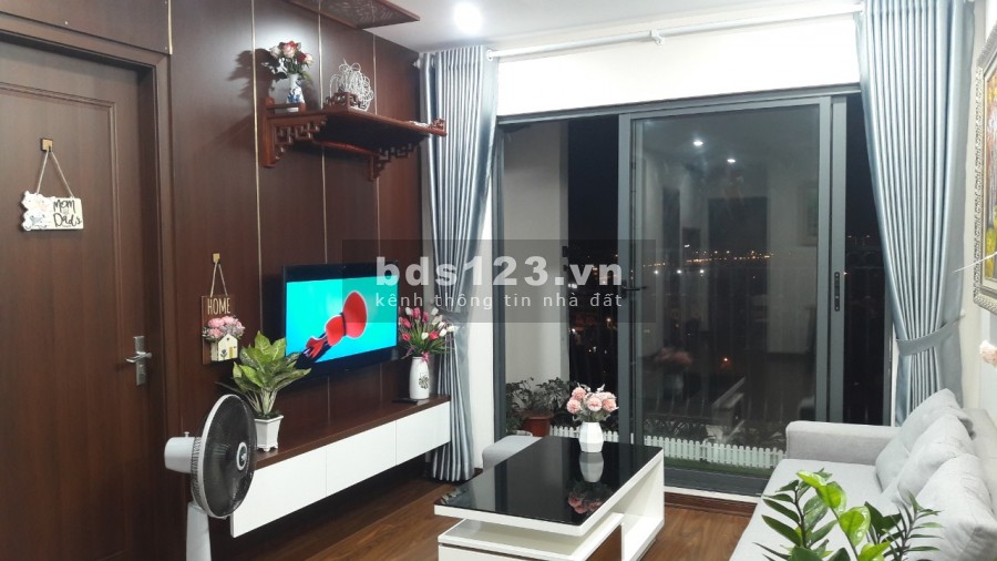 Chính chủ bán căn hộ tầng trung chung cư Hanoi Homeland Thượng Thanh, Long Biên, hà Nội