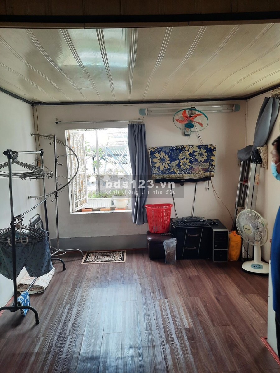 Bán nhà đường Nguyễn Trọng Tuyển gần Phạm Văn Hai, Tân Bình, kẹt tiền bán gấp, HXH, LH 0931572806