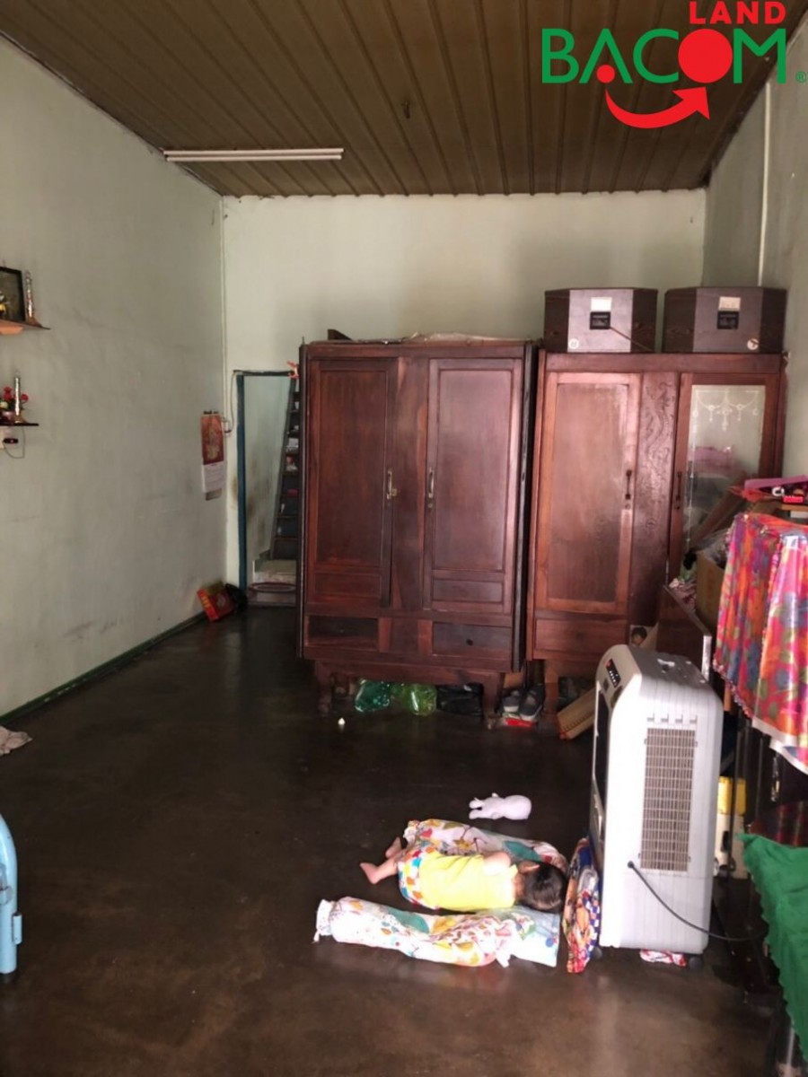 Bán Nhà 53m2 ở Giáo Xứ Bùi Vĩnh phường Tam Hiệp, giá bán 2.35 tỷ