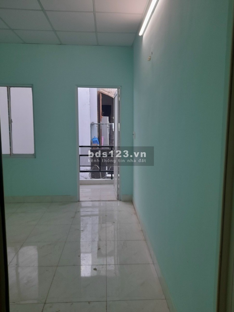 Nhà hẻm ba gác đường số 6, gần đại học luật, dt 36mx10m, lhcc