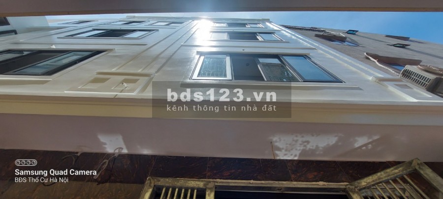 Nhà 5 tầng Ngọc Truc, Đại Mỗ, cách 10m ra đường ô tô, diện tích 31m2, giá bán 2,65 tỷ. Lh 0984672007
