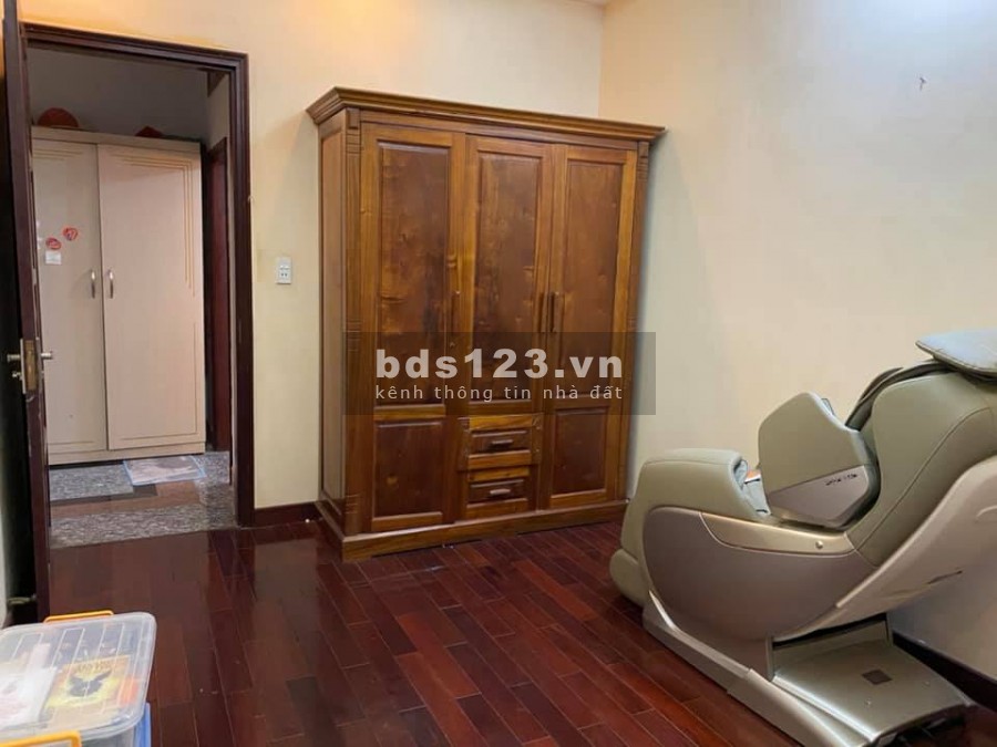 Bán gấp Mặt ngõ Thành Công giá 6 tỷ, 55mx4 tầng, ngõ gần, SĐCC
