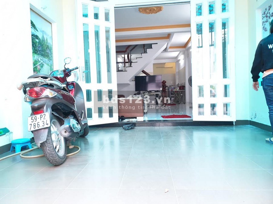 Nhà Hẽm Xe Hơi 1 Trêt, 1 Lầu 64m2 Thoại Ngọc Hầu Tân Phú chỉ 5.85 tỷ.
