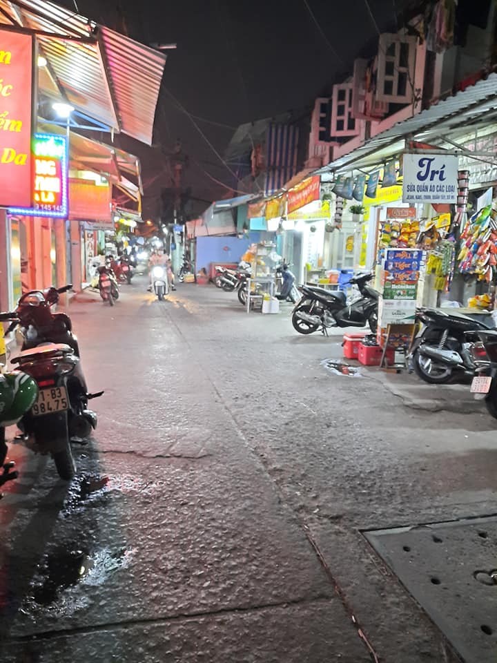 Bán nhà ngỏ hẻm Trần Xuân Soạn phường Tân Kiểng Quận 7, dt 24m2, 2 tầng, giá 3.05 tỷ