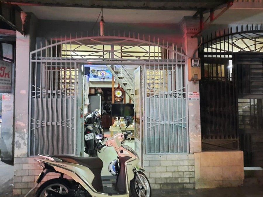 Bán nhà ngỏ hẻm Trần Xuân Soạn phường Tân Kiểng Quận 7, dt 24m2, 2 tầng, giá 3.05 tỷ