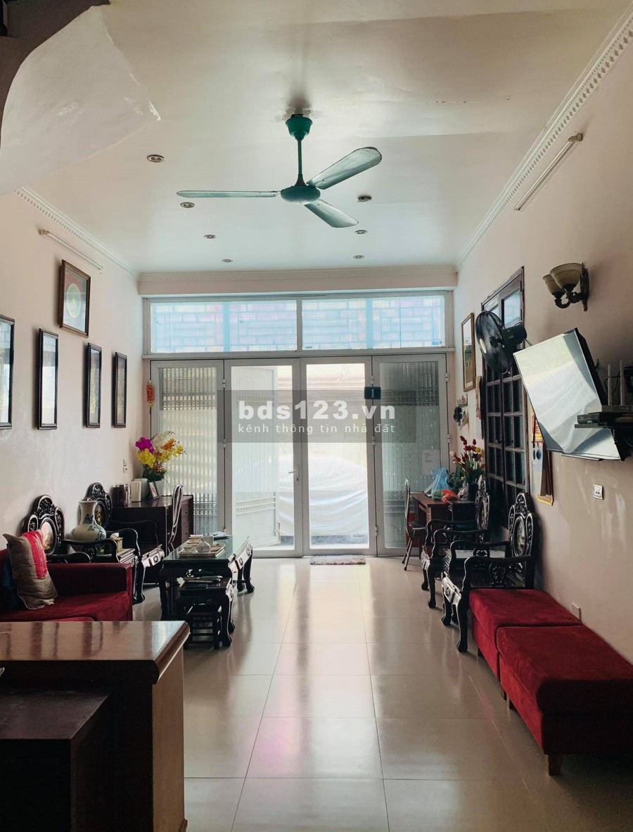 Bán gấp nhà đường Láng, phân lô, Ôtô tránh, lô góc, kinh doanh, 3 thoáng, 55m2, 5T, giá 7,3 tỷ.