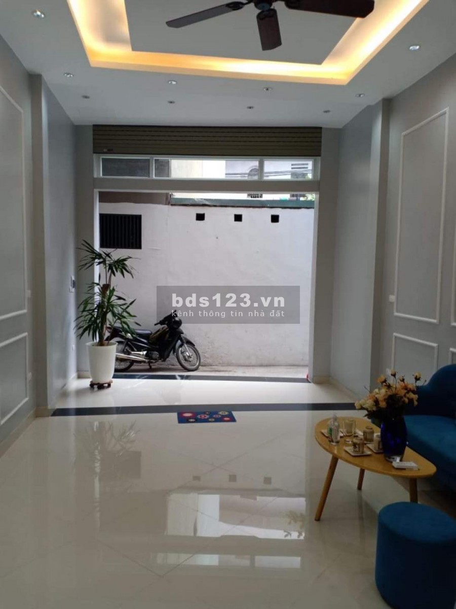 Nhà mới đẹp 5 tầng, 3 phòng ngủ khép kín ngõ 354 Trường Chinh, dt 45m2, mt 4m giá 4.7 tỷ