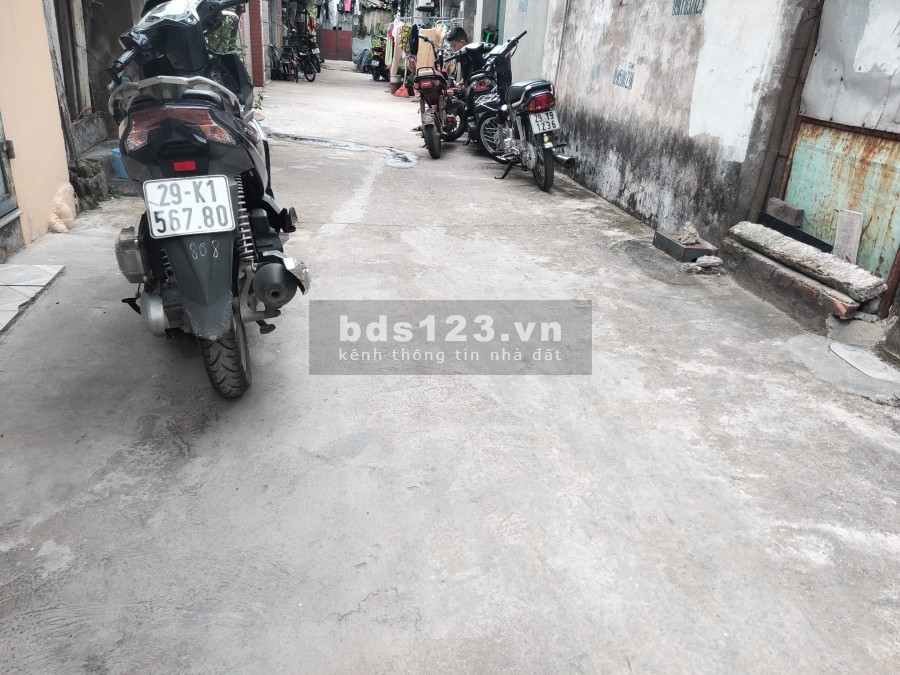 Cần tiền bán đất Ngô Gia Tự ô tô vào nhà bán gán nhỉnh 2 tỷ, lhcc