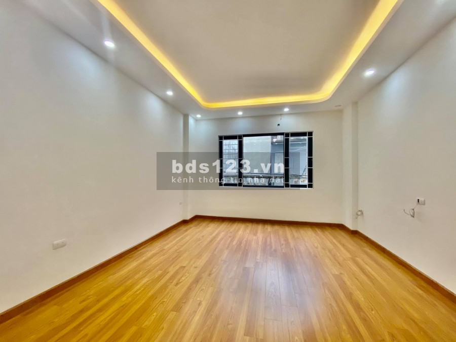 Nhà mới koong lô góc ở luôn, ô tô cách 50m2, sỗ sẵn, bao sang tên