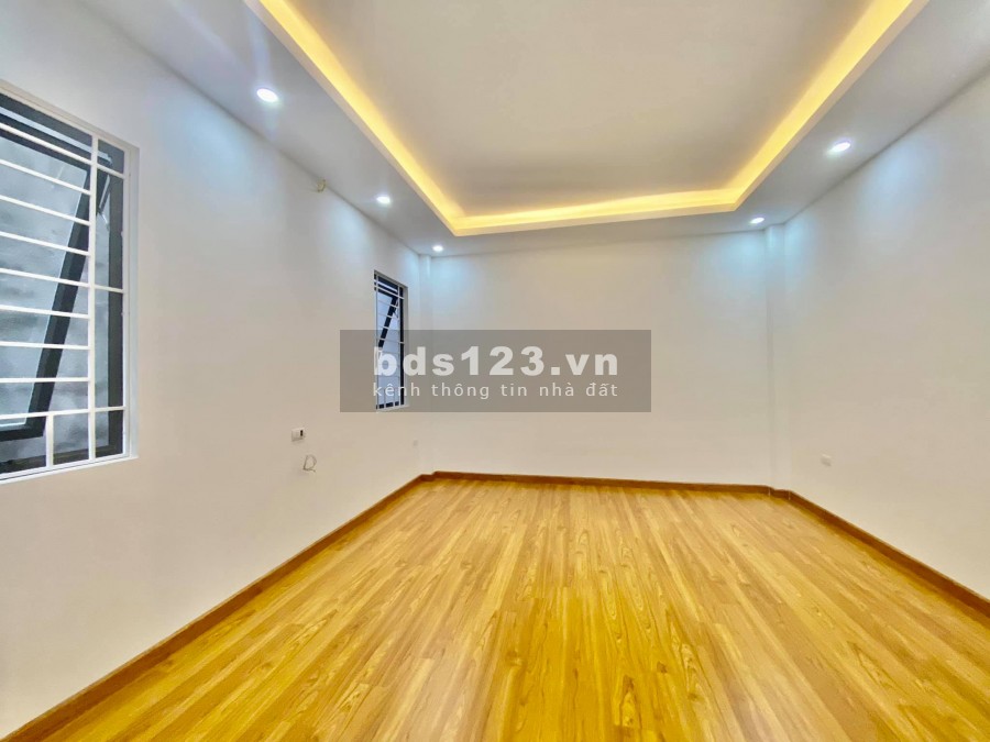 Nhà mới koong lô góc ở luôn, ô tô cách 50m2, sỗ sẵn, bao sang tên