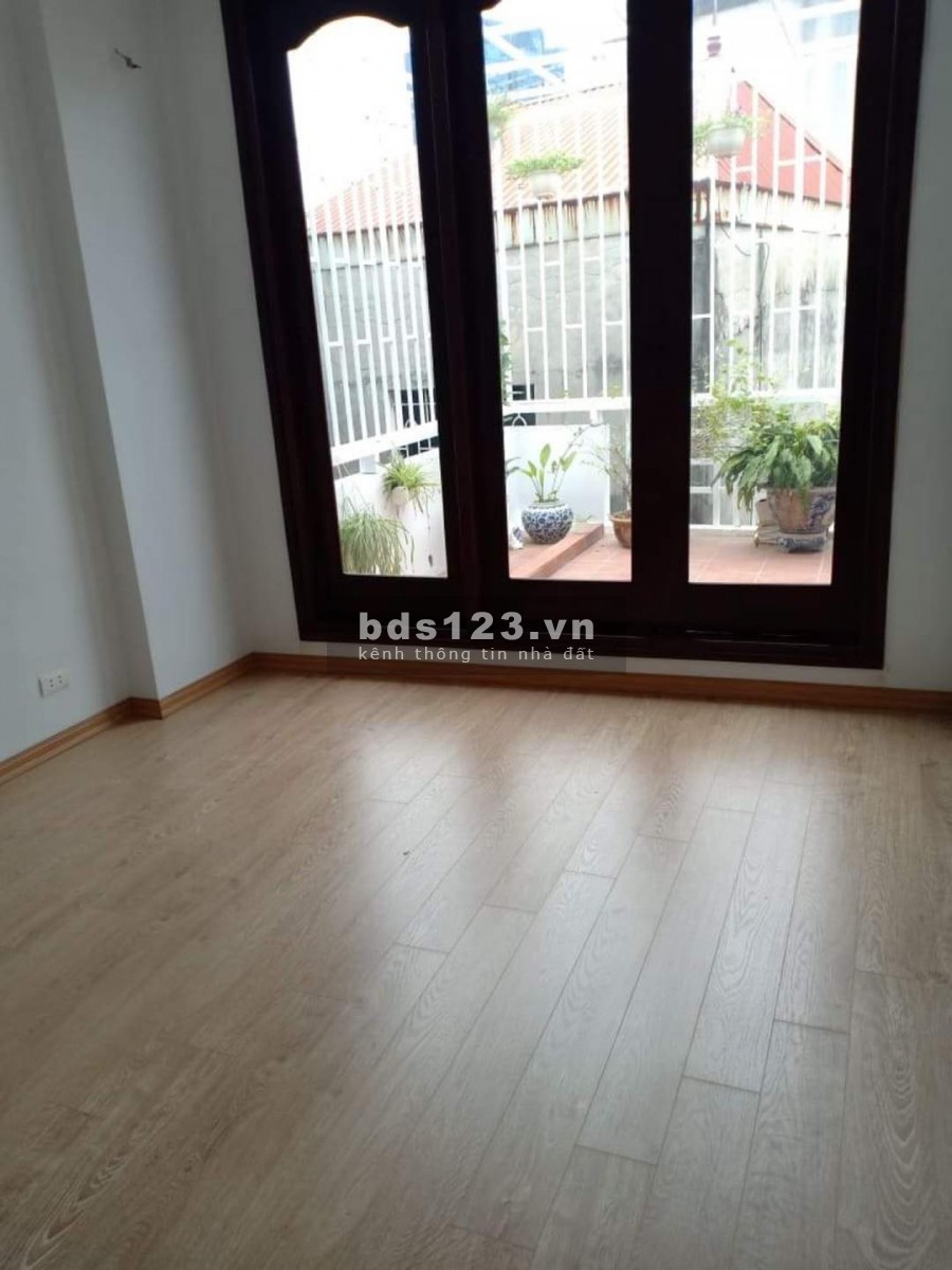 Nhà mới đẹp 5 tầng, 3 phòng ngủ khép kín ngõ 354 Trường Chinh, dt 45m2, mt 4m giá 4.7 tỷ