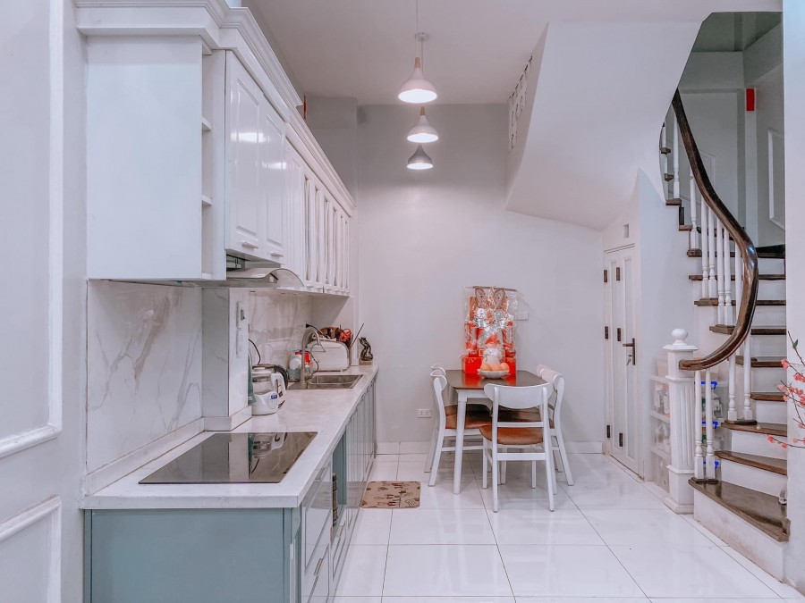 Bán Gấp nhà phố Đội Cấn Ba Đình dt 50m2, 5 tầng, mt 5m giá 5 tỷ