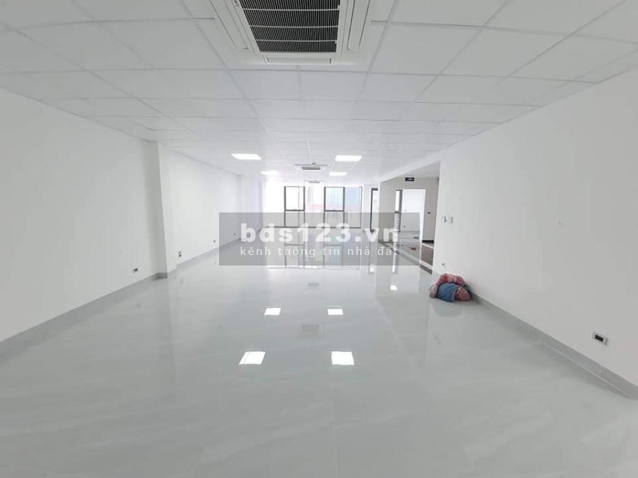 Tòa nhà văn phòng mặt tiền khủng, 210m2 MTx10m 9T Thụy Khuê Tây Hồ